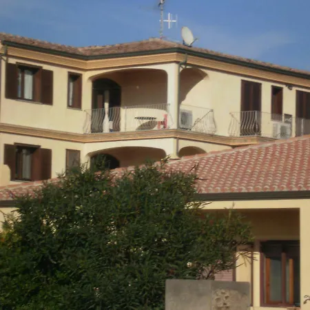 Signorile Con Vista Caprera